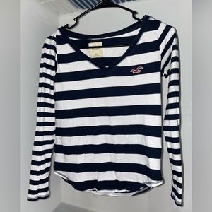 Hollister Women’s Long-Sleeve Top EUC